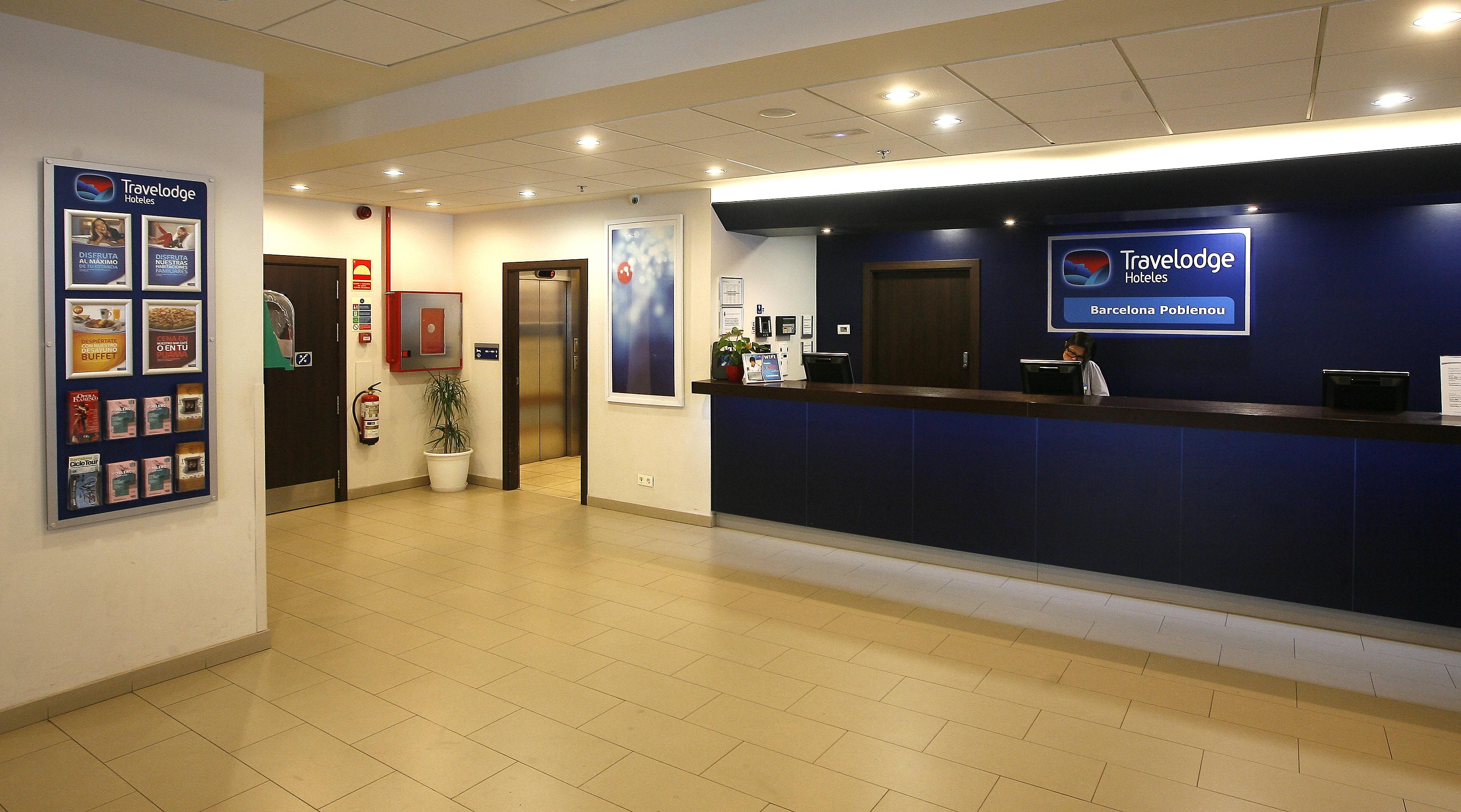 Travelodge Barcelona Poblenou Εξωτερικό φωτογραφία